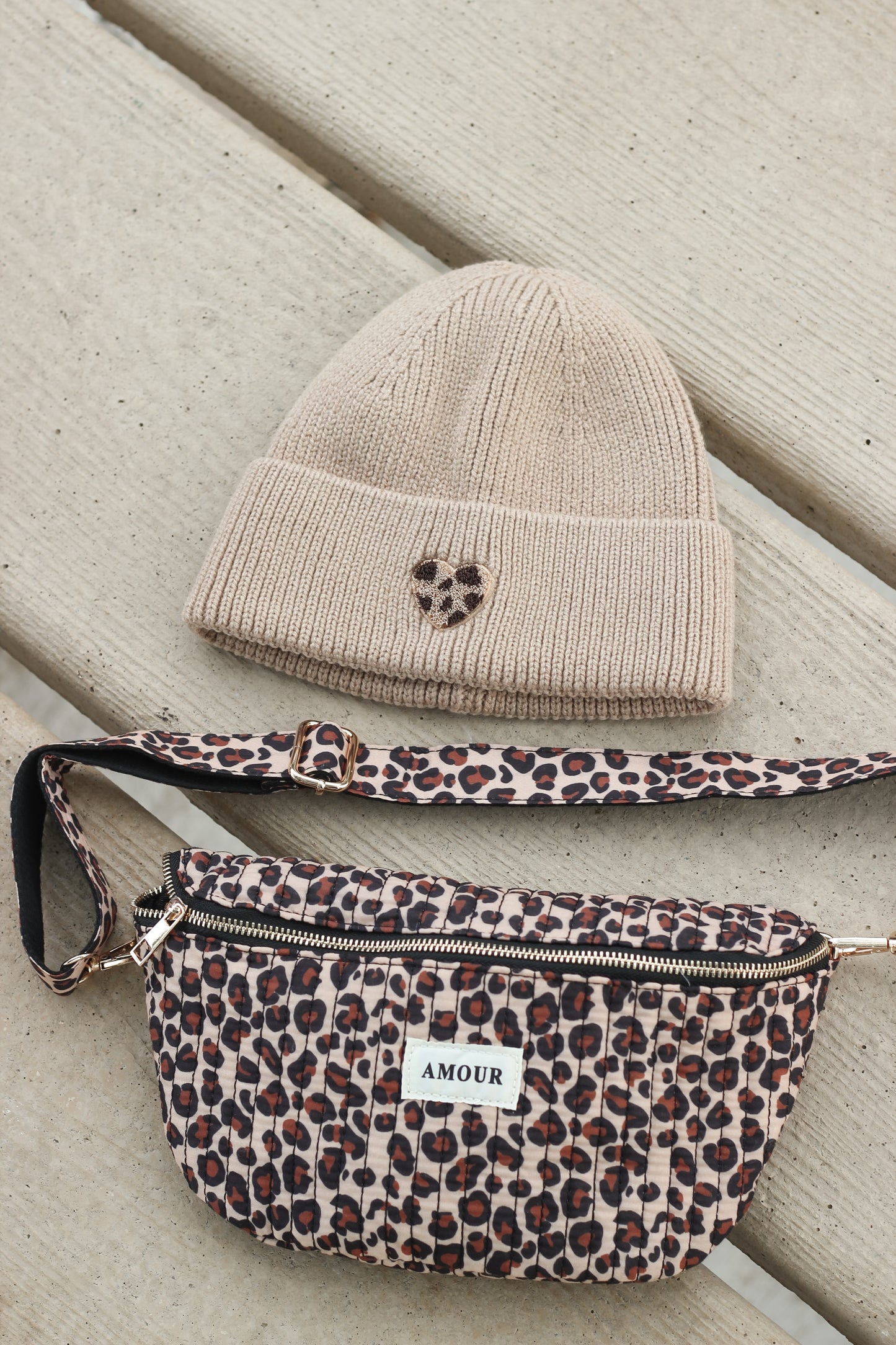 Bonnet ADULTE coeur léopard - Beige