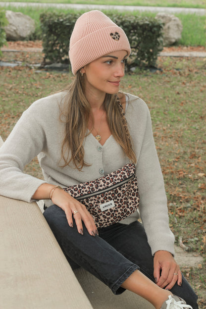 Bonnet ADULTE coeur léopard - Rose pale